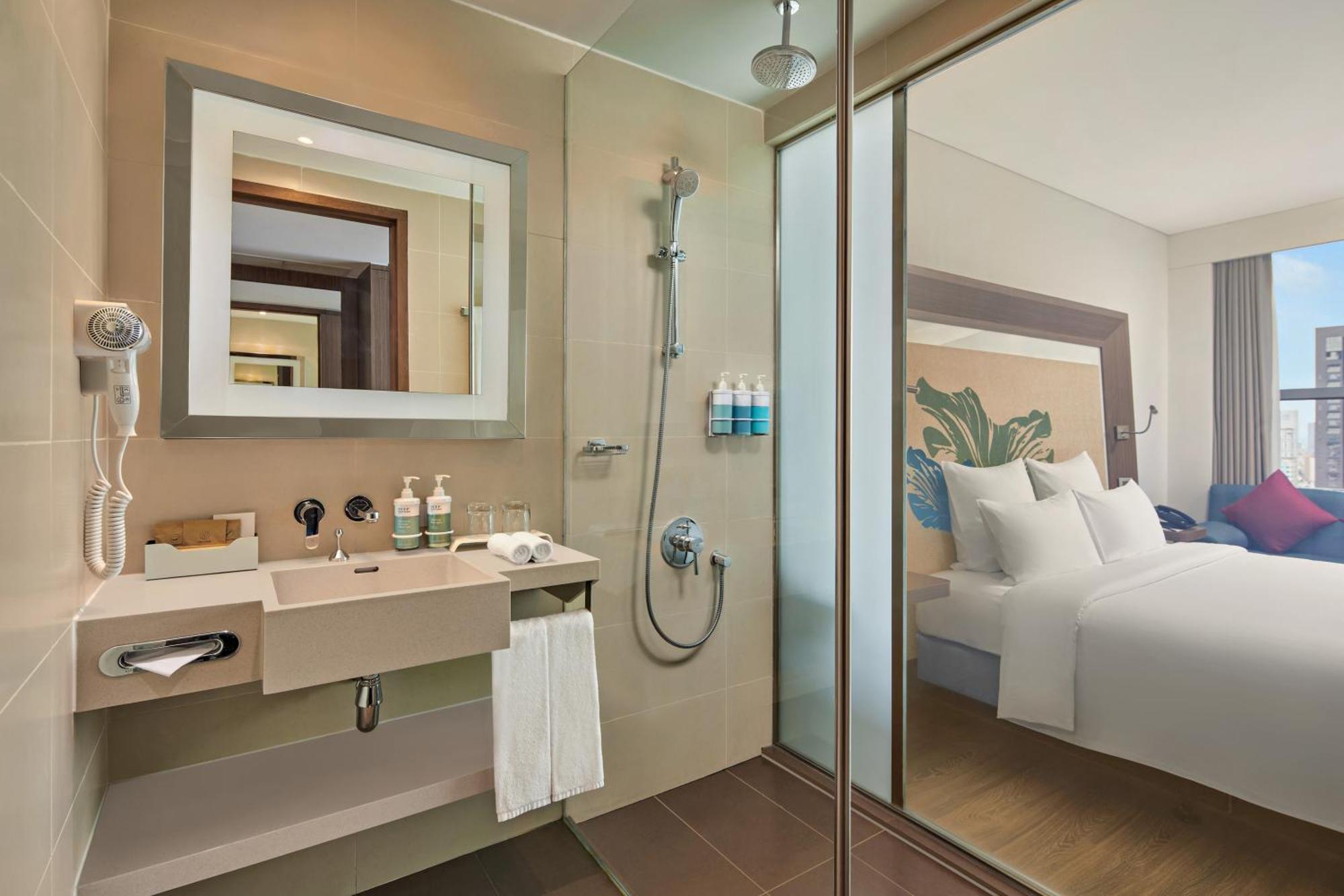 Executive King Room with Premier Lounge Access